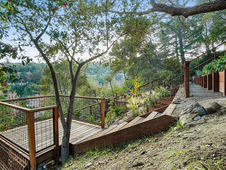 3811 Farm Hill Blvd — Photo 17