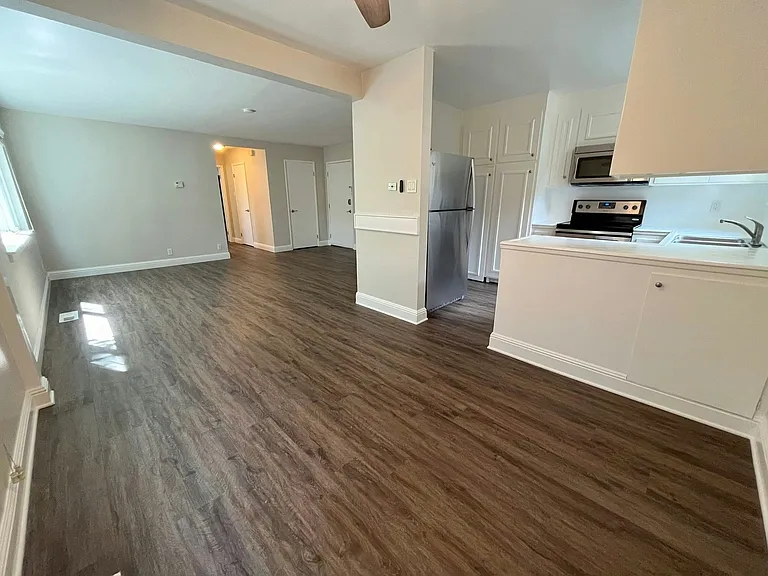 19 Belle Ave #7 — Photo 5