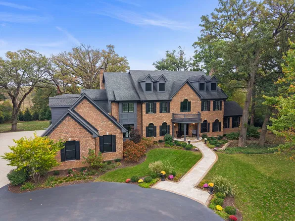 3N063 Campton Wood Dr, Campton Hills, IL 60119