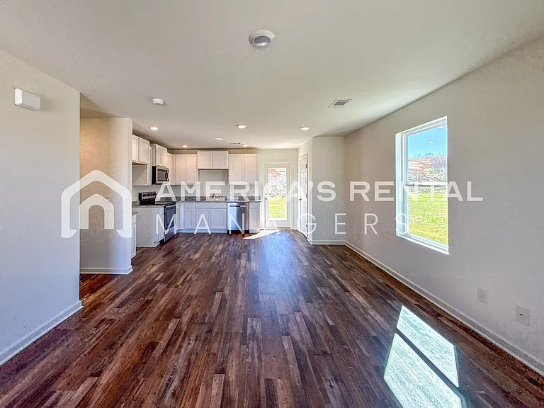 14332 Firefly Ln — Photo 8