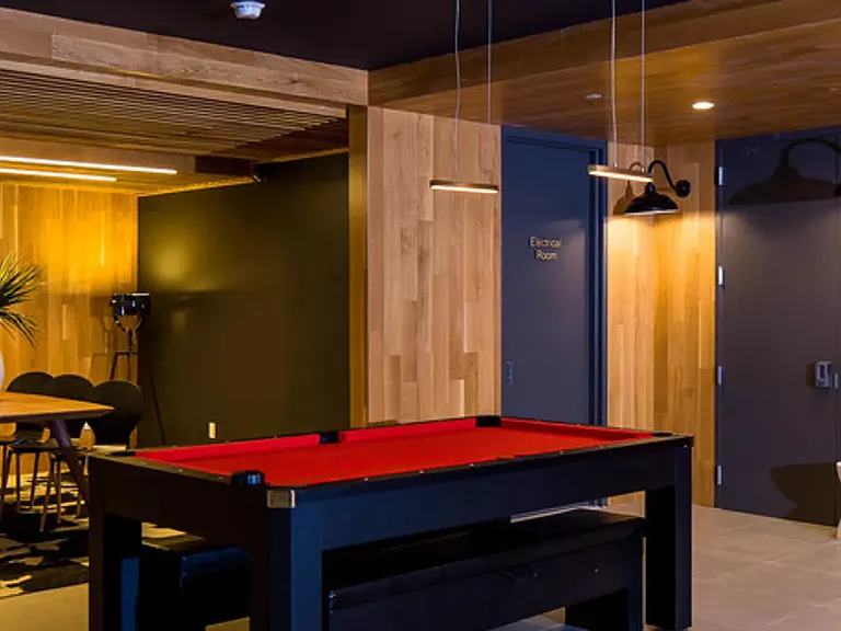 620 Parkside Ave #4D — Photo 3