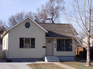 217 W 13th Ave, Mitchell, SD 57301