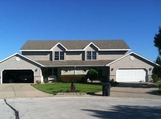 1640 Ponderosa Ave, Green Bay, WI 54313