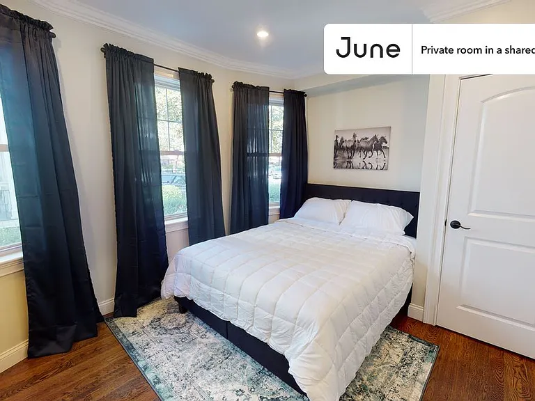 490 Washington St #D — Photo 4
