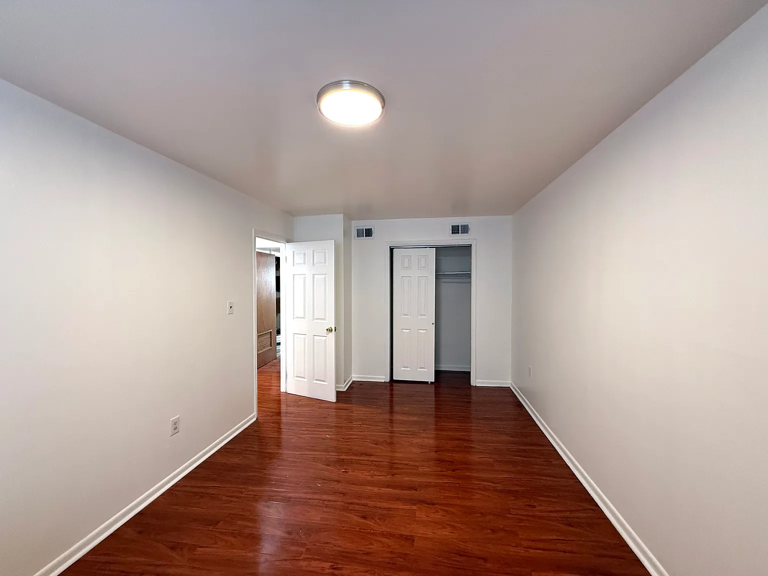 2 bed, 800 sqft, $1,175 — Photo 3