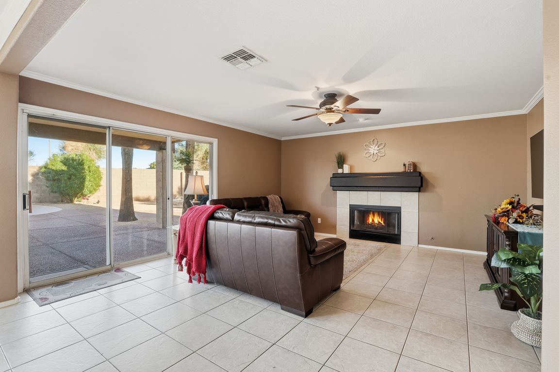 next background image