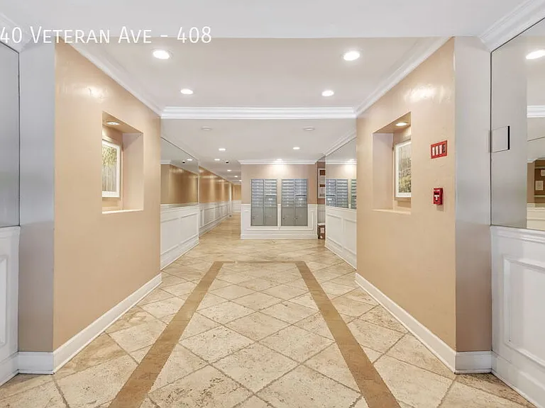 440 Veteran Ave #408 — Photo 18