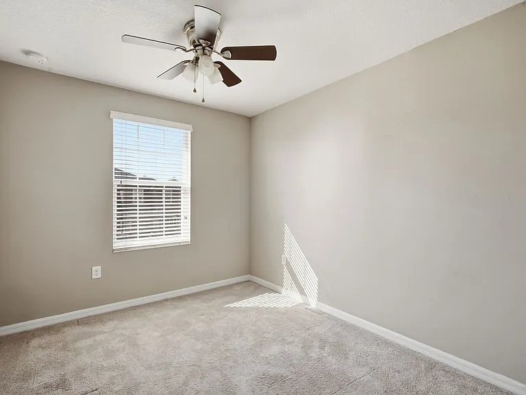 7031 Woodchase Glen Dr — Photo 22