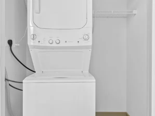 2125 Superior Ave E, Cleveland, OH