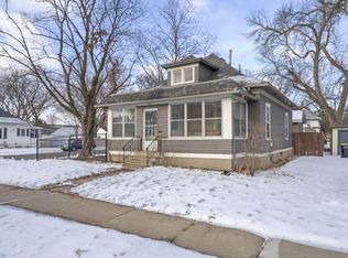 303 10th Ave NE, Rochester, MN 55906