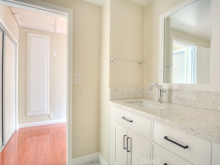 1610 S Pomona Ave #C15 — Photo 21