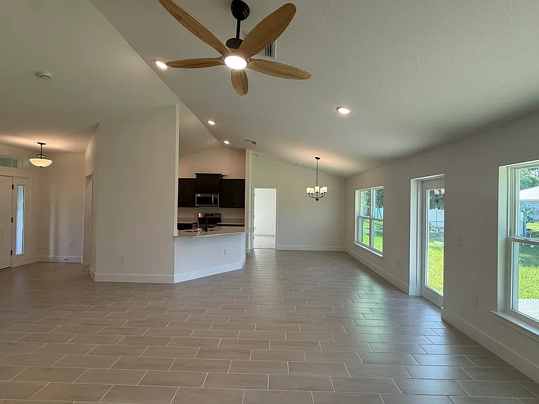 5796 Casanova Ave — Photo 6