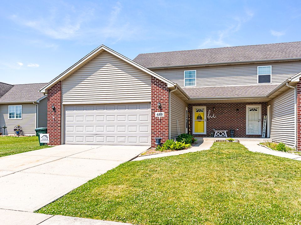 1st image of 680 Circle Dr