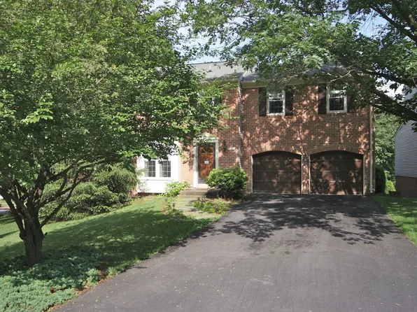 2 Campbell Ct, Kensington, MD 20895