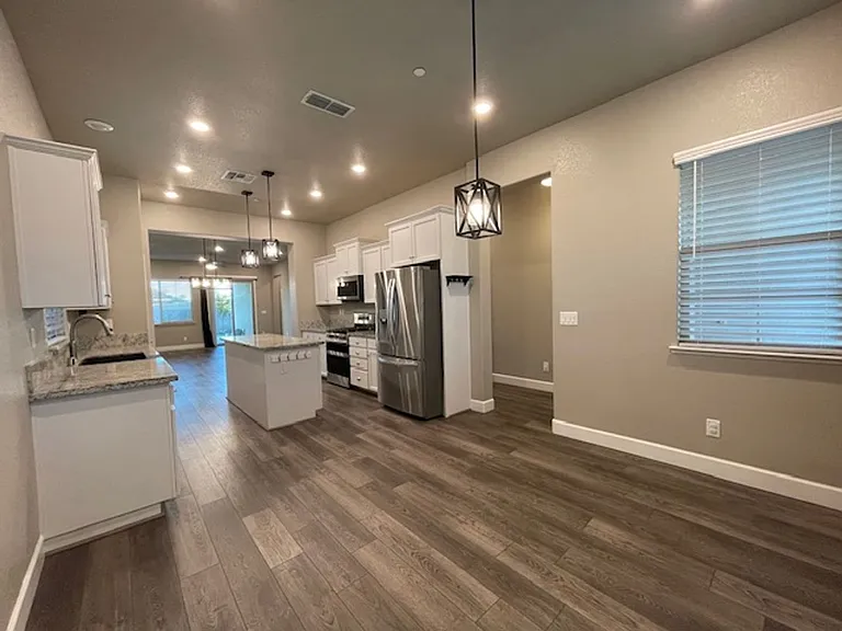 5073 Creekhollow Way — Photo 7