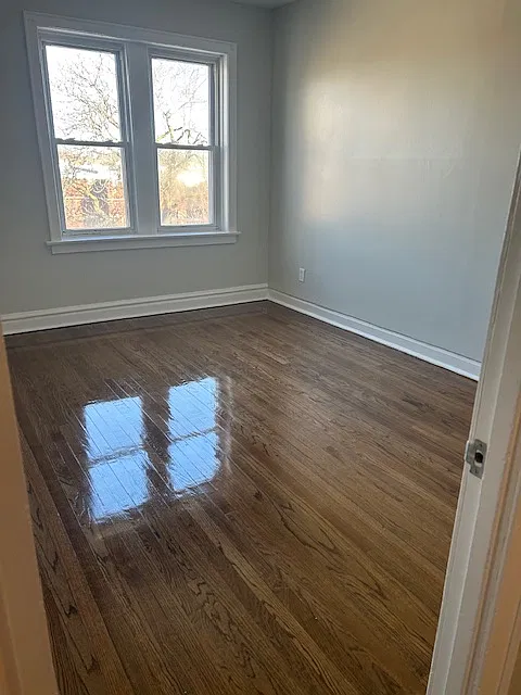 3751 W Dickens Ave — Photo 4
