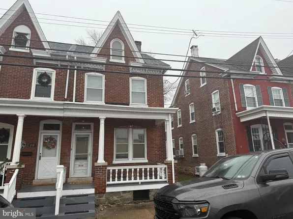 220 S Washington St, Boyertown, PA 19512