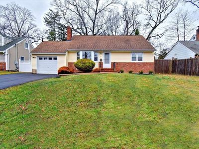 79 E 24th St, Huntington Station, NY, 11746