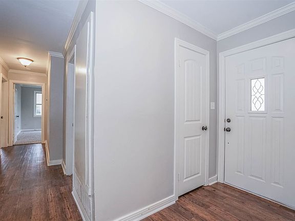2nd image of 1706 Hughey Dr