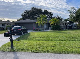 606 SE 36th St, Cape Coral, FL 33904