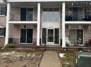 13920 Camelot Dr #78, Sterling Heights, MI 48312