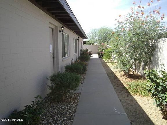 7521 W Palmaire-Walk way