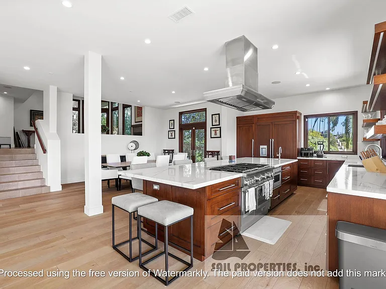 2907 Cliff Dr — Photo 6