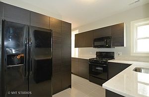 4th image of 4549 N Kildare Ave #1