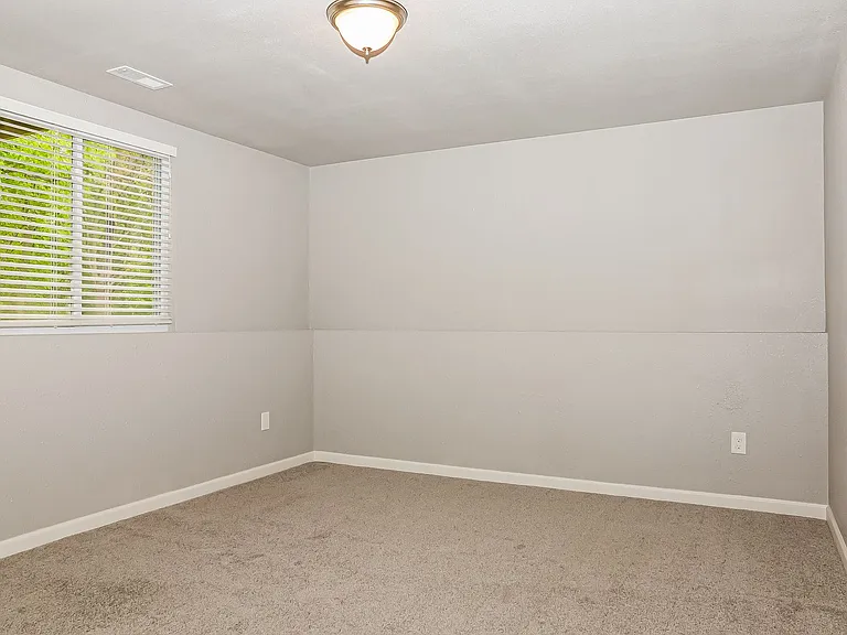 4004 Sumner Dr — Photo 21