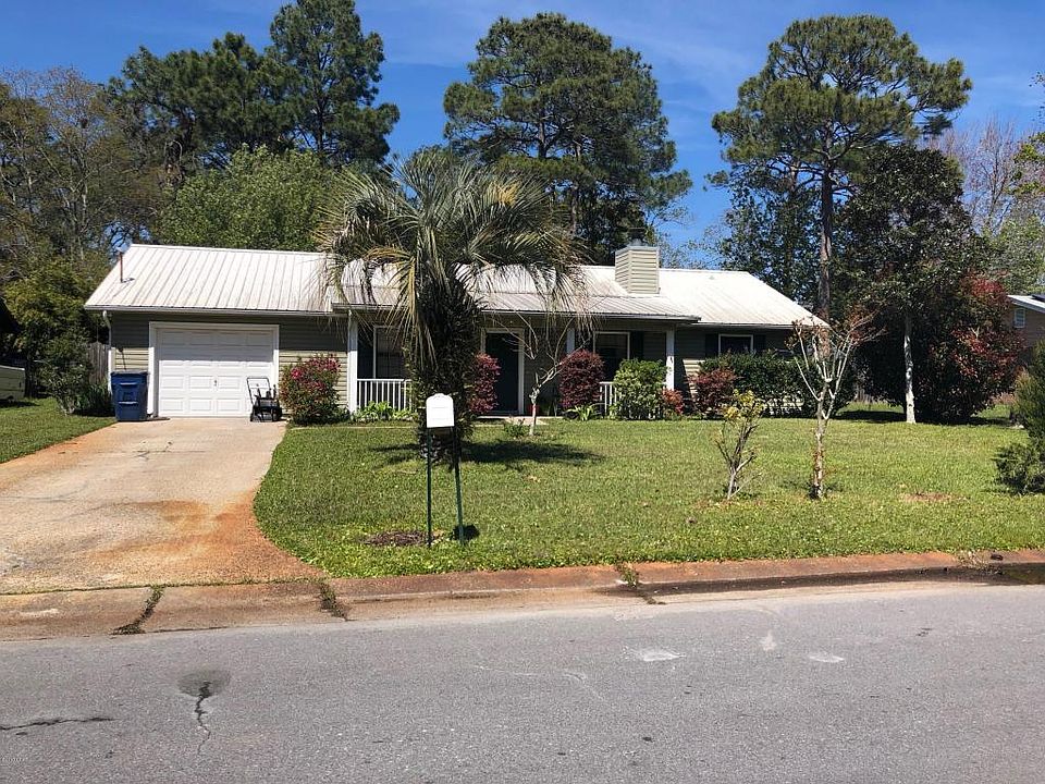 1st image of 928 Agnes Scott Cir