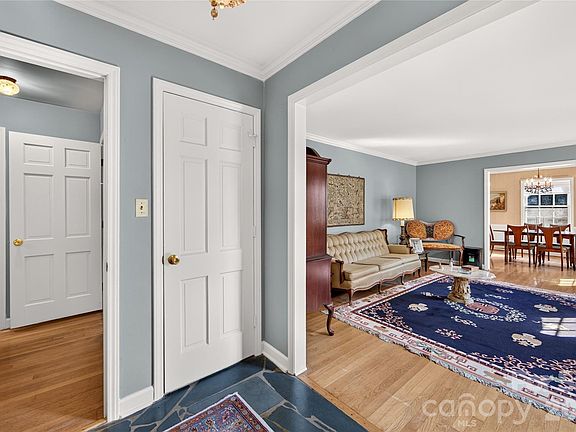 5th image of 1100 Turnbridge Rd