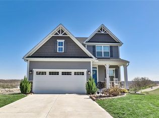 1212 Trovillo Dr, South Lebanon, OH 45065