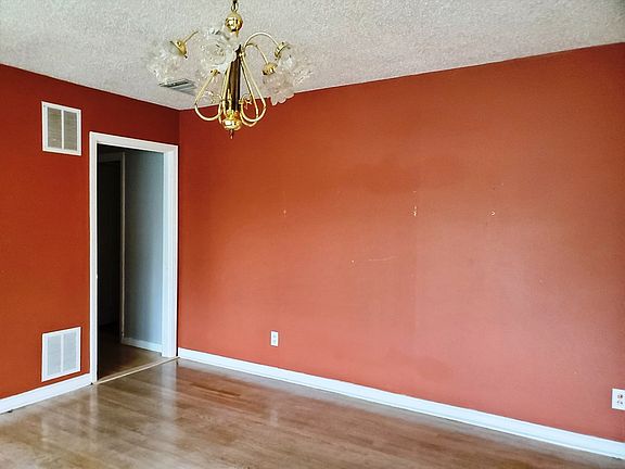 3rd image of 2473 Smu Ave