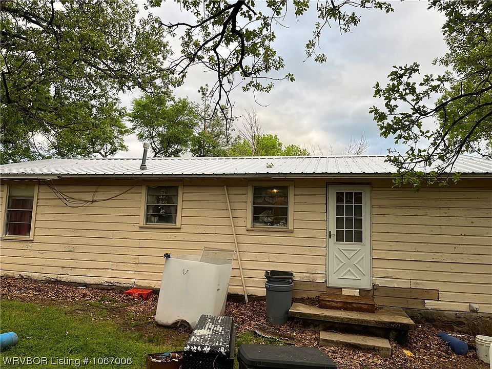 2nd image of 19456 Poker Bend Rd