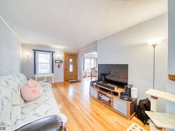 2nd image of 7 Park Ave #28
