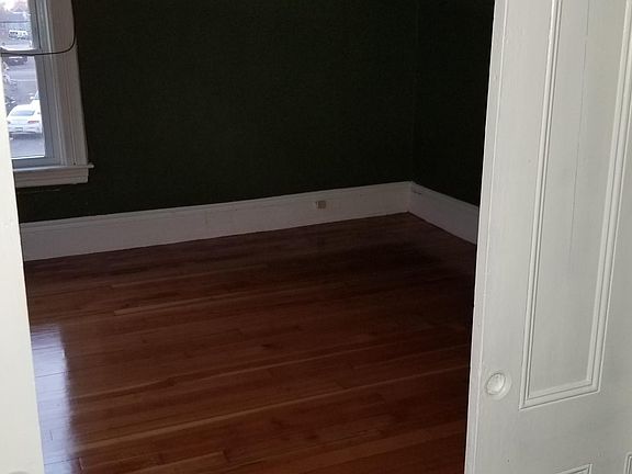 4th image of 20 Church St Ste 1