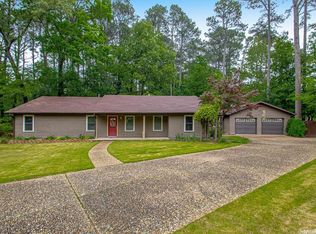15 Apple Tree Cir, Little Rock, AR 72210