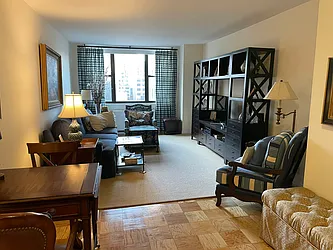 Rented by NextStopNY