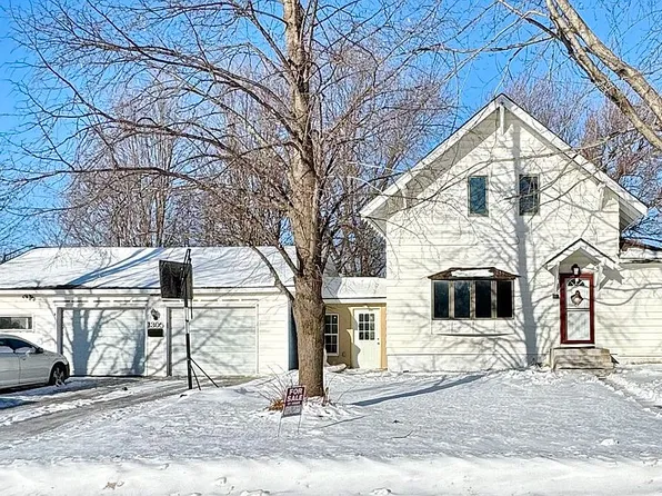 1305 9th Ave N, Saint James, MN 56081