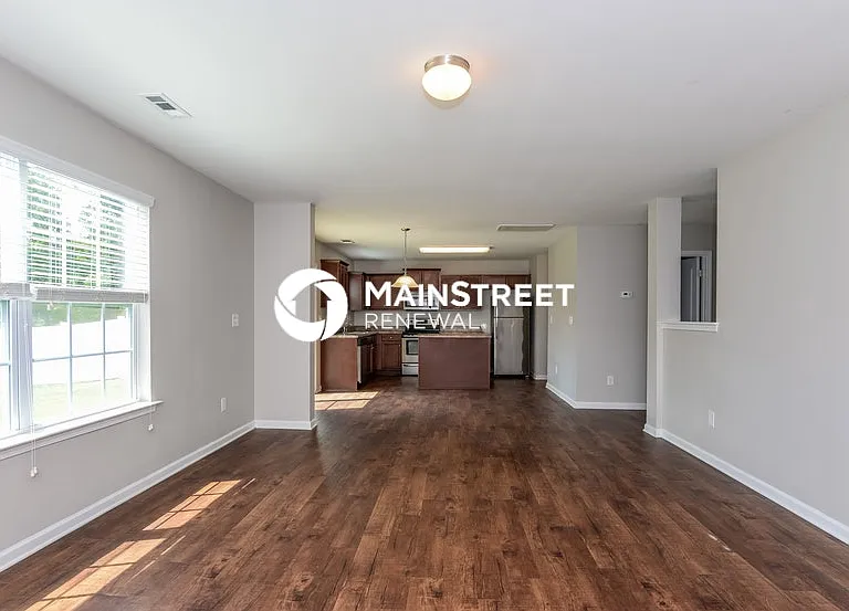 6407 Maple Creek Ct — Photo 3