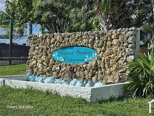 2 bed, 996 sqft, $2,200 — Photo 3