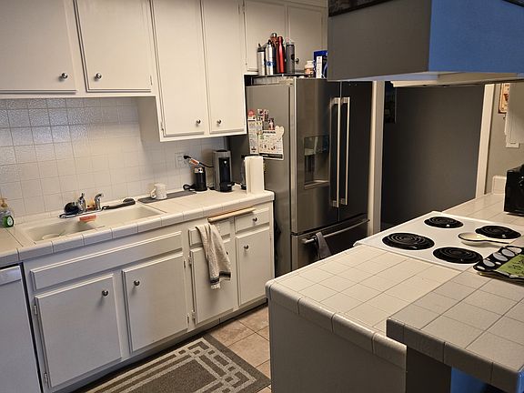 5th image of 5898 E Naples Plz APT 303