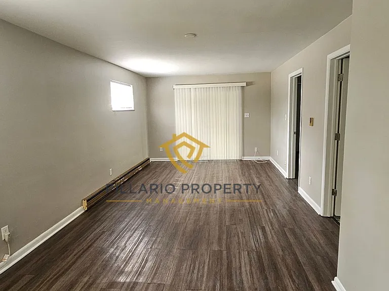 1424 Campbell Ave — Photo 22