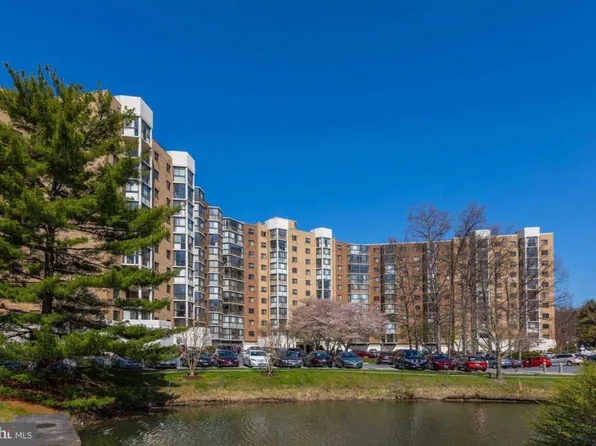 15101 Interlachen Dr Unit 1-110, Silver Spring, MD 20906