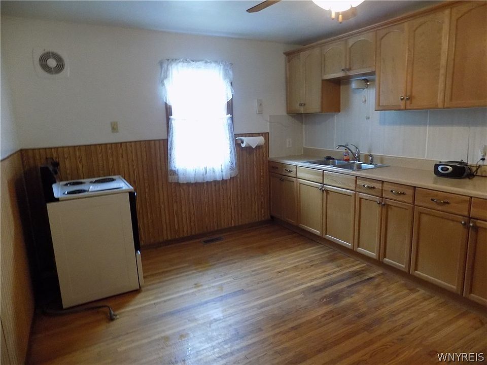 979 Walck Rd, North Tonawanda, NY 14120 Zillow