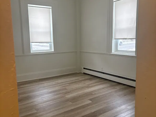 69 Front St #1L, Weymouth, MA 02188