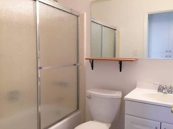 5th image of 1233 Pedro St APT 66