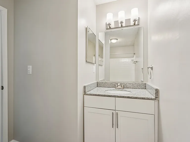 Veridian at Sandy Springs — Photo 30