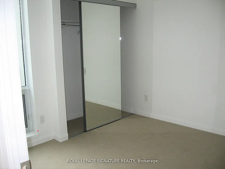 111 Elizabeth St #1502 — Photo 8