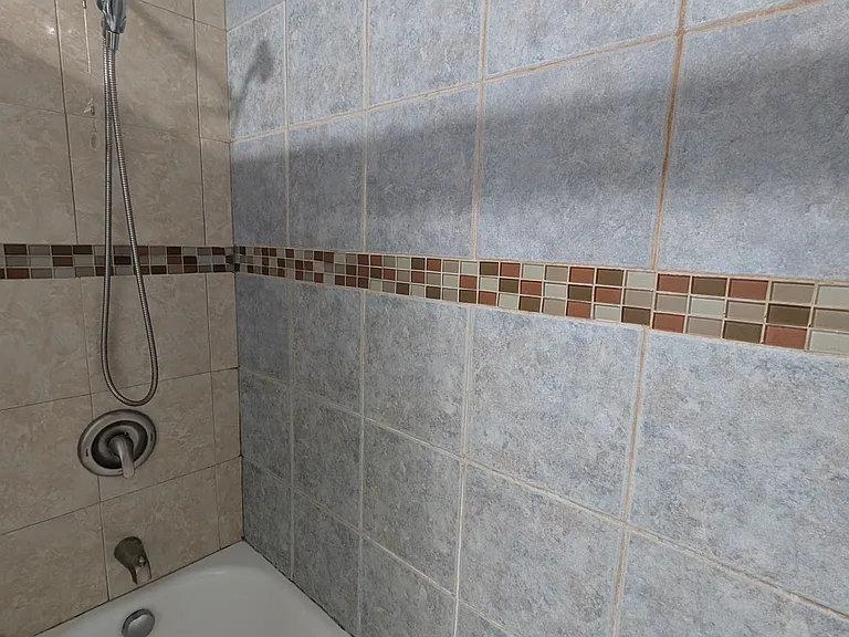 5819 Bayview Ave #IN LAW — Photo 18